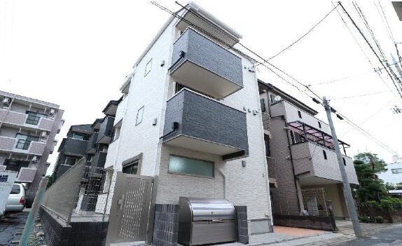 【さいたま市大宮区】大宮駅徒歩10分、利便性大の快適アパート全14戸